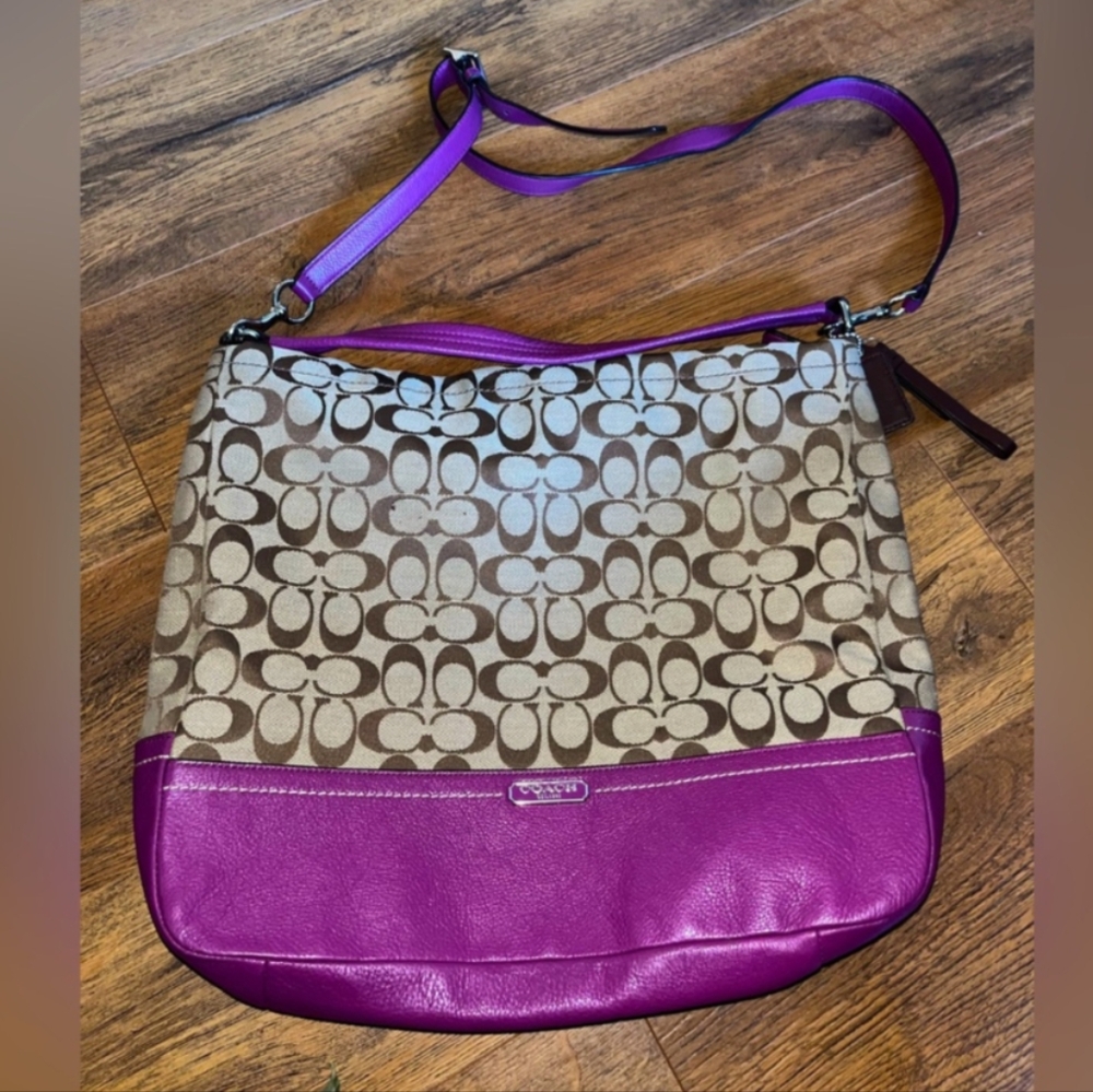 Coach Park Signature Hobo Canvas with Purple Leather Shoulder Bag Like New!